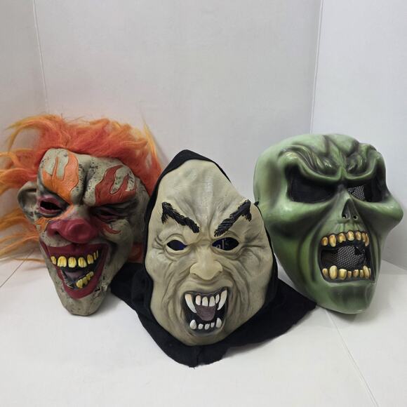 Monster Other - Lot of 3 Halloween Horror Masks Evil Clown Vampire Skull Monster Scary Costume